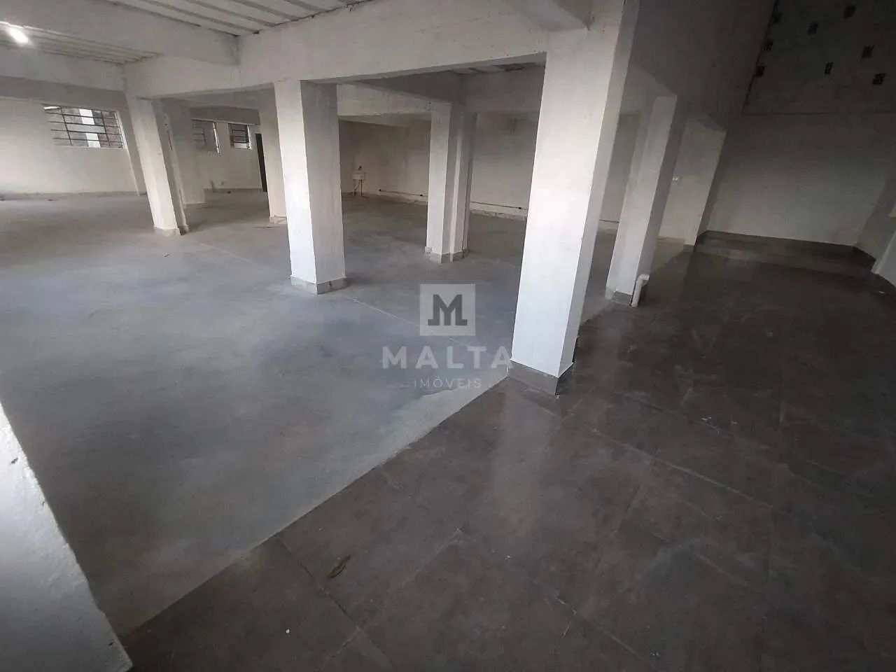 Salão/Andar Corrido Comercial de 280m² em Sarzedo - Foto 3