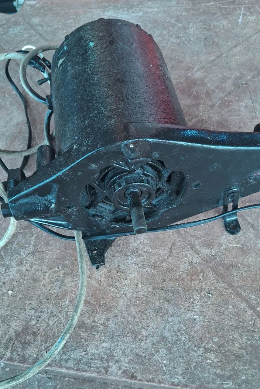 MOTOR