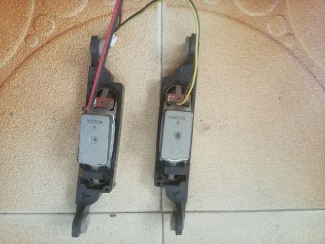 Par De Alto Falantes De Tv Samsung Pl43f4000ag