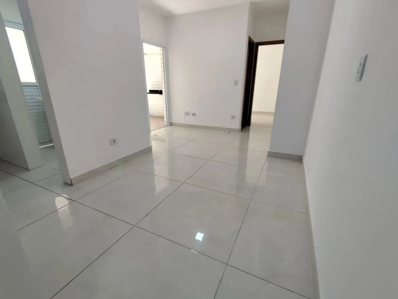 Apartamento Garden para alugar na Vila Caiçara em Praia Grande - SP