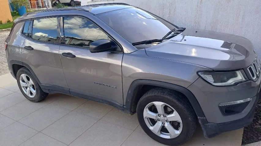 Jeep Compass novo demais