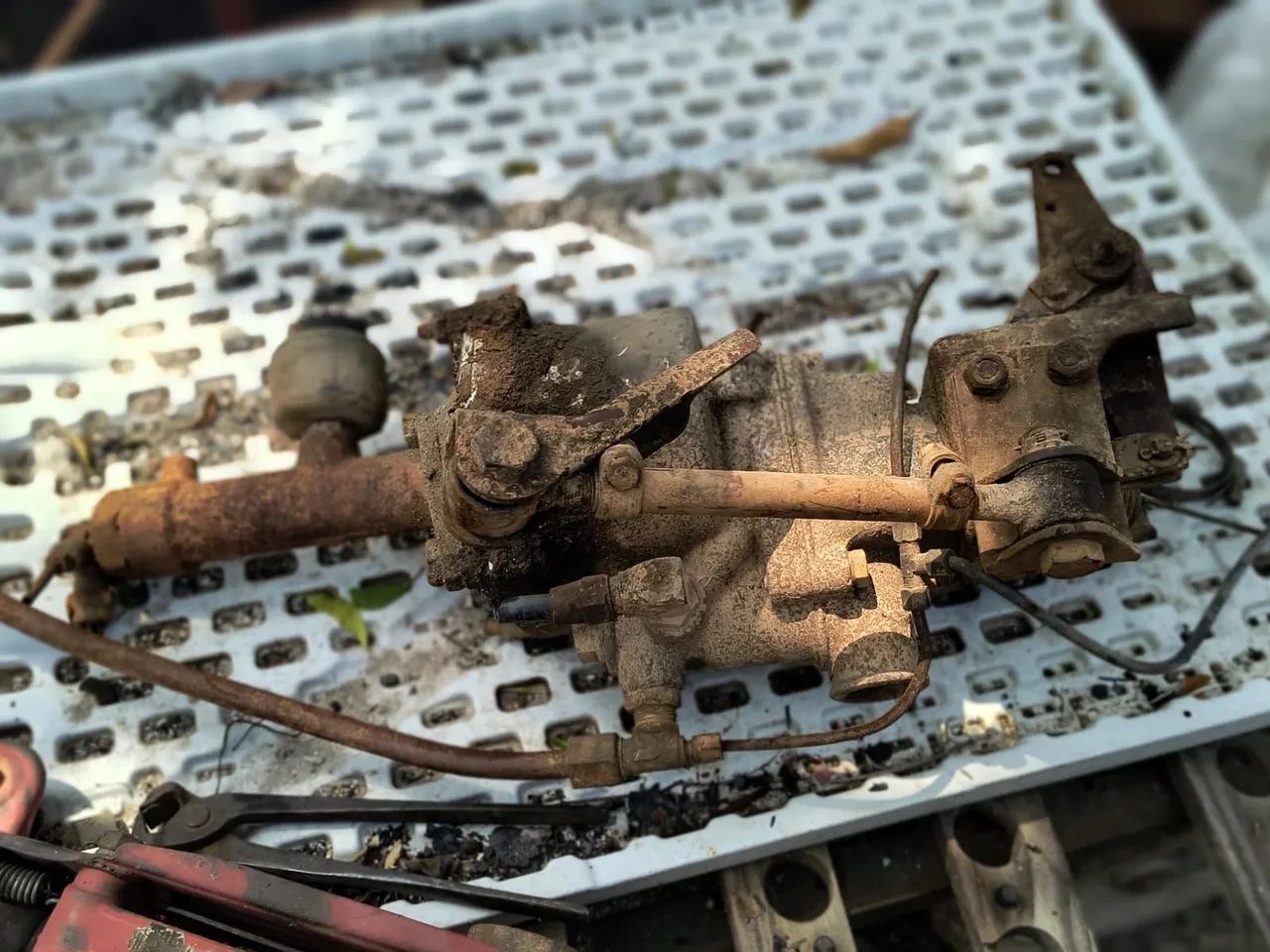 Cilindro mestre Mercedes  - Foto 2