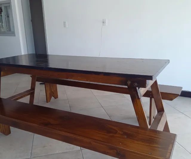 Mesa de churrasco completa com bancos64352820278017121