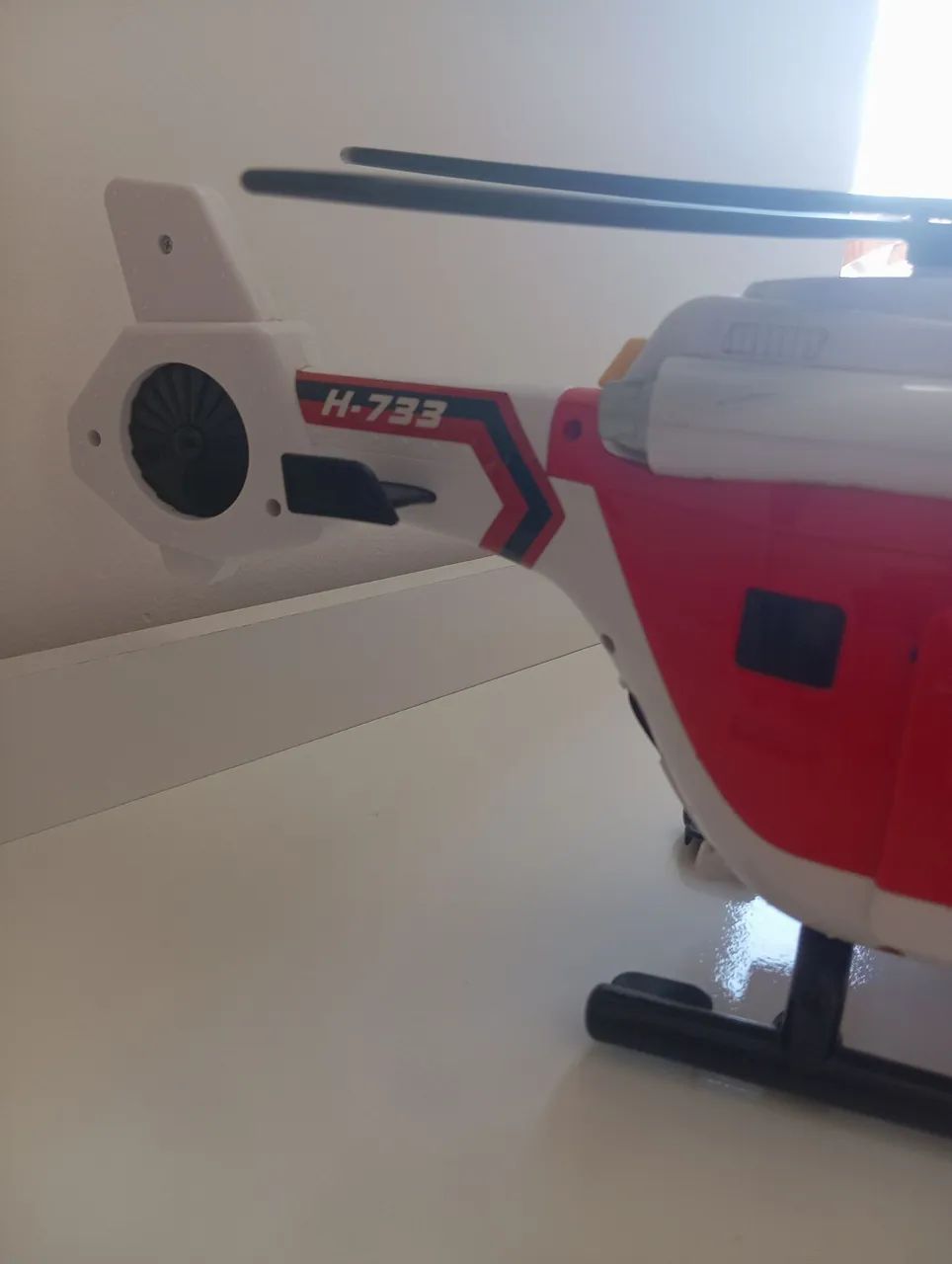 VENDE SE HELICÓPTERO DE BRINQUEDO - Foto 4