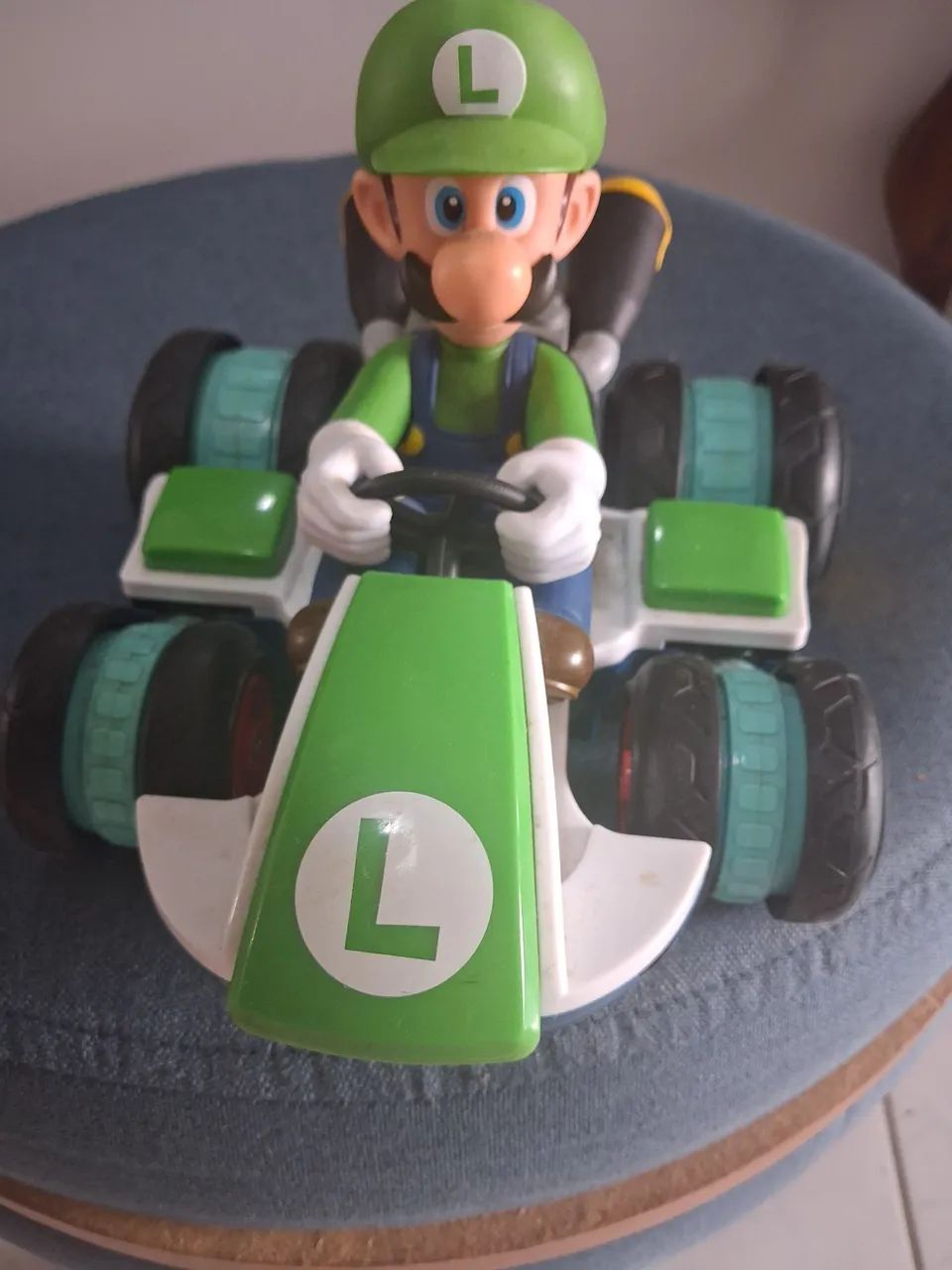 Carrinho Mario Kart Luigi - Colecionável