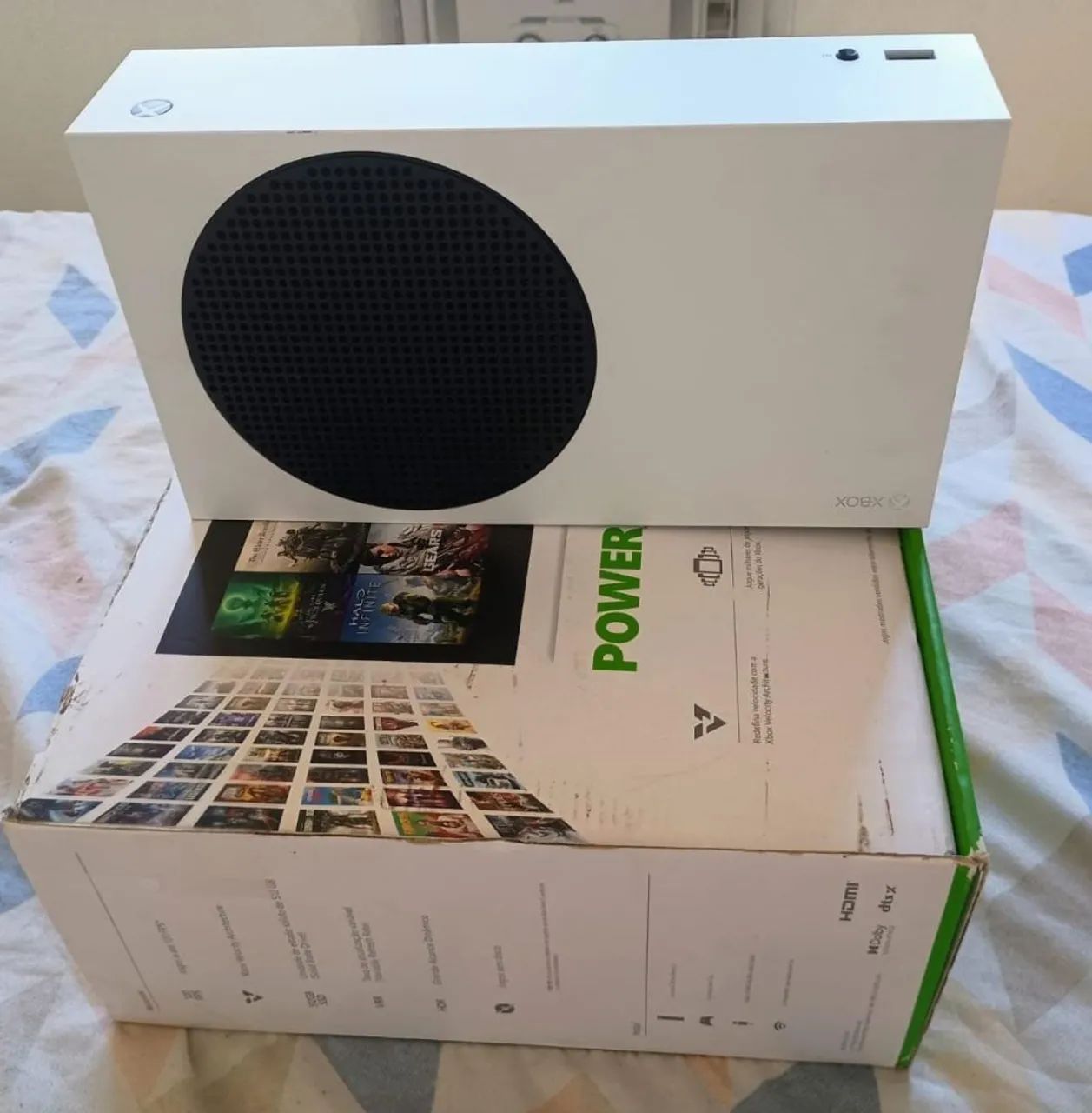 Xbox Series S 512 Go SSD + 2 Manettes Officielles - Très Bon État