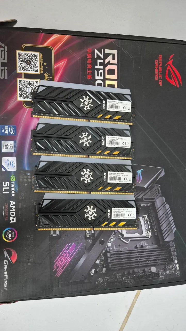 Z490-E ROG STRIX+ I7 10700K + 32GB DDR4 - Peças de Hardware