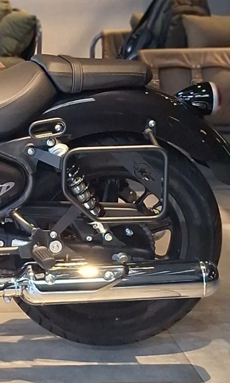 Afastador de alforge - Royal Enfield Super Meteor 650