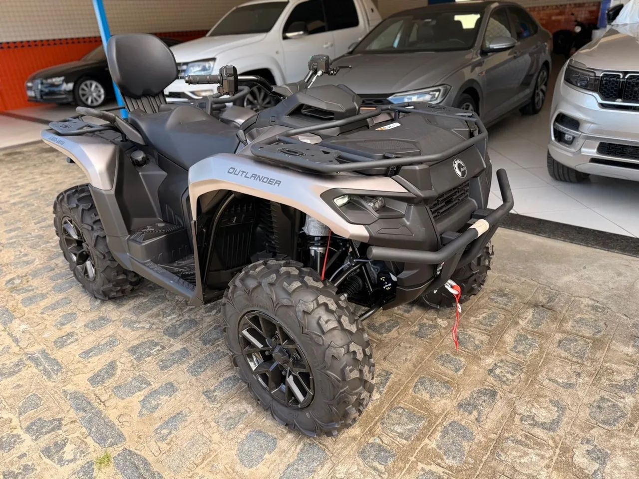 QUADRICICLO CAN AM ATV OUTL MAX XT 700 2025 