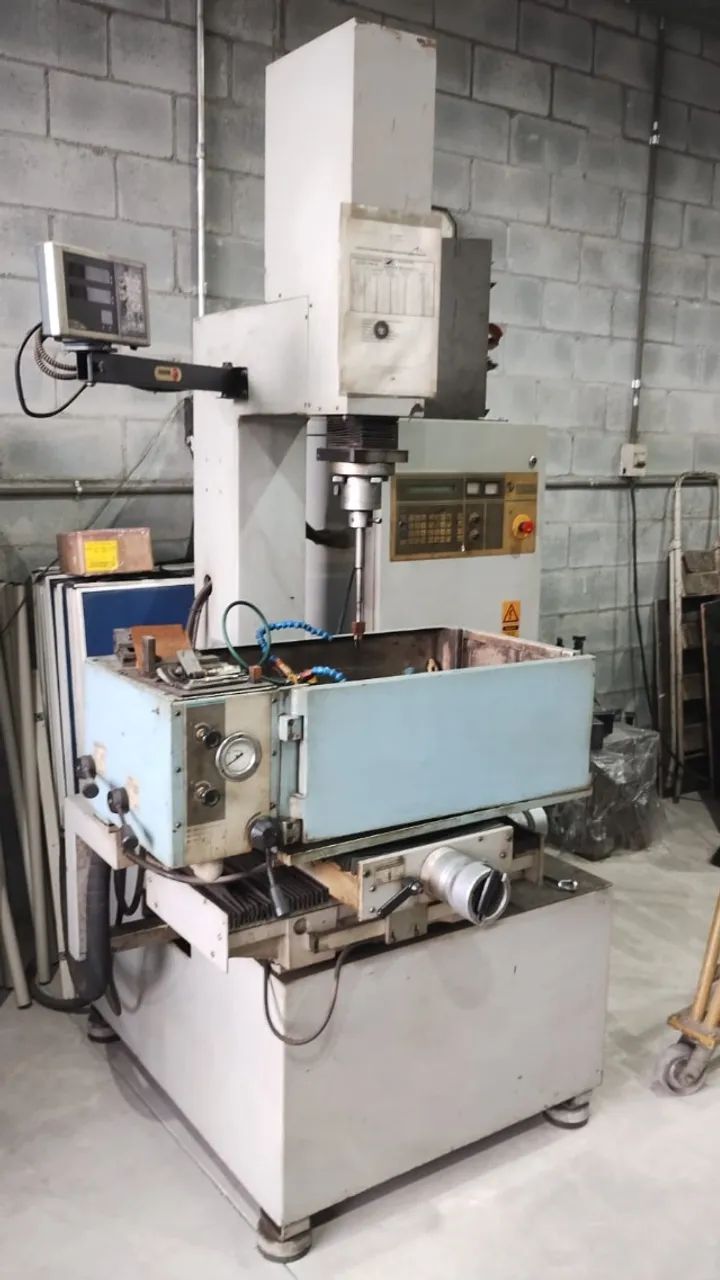 Ferramentaria Moldes de Injeção Plástico Borracha Alumínio - Foto 2