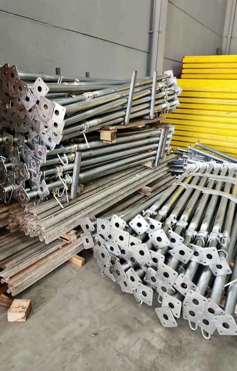 ESCORA GALVANIZADA 4M - NOVA