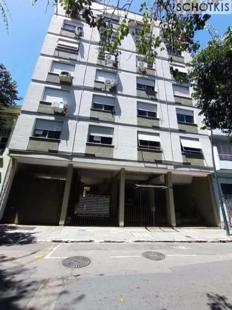 IMOBILIÁRIA SCHOTKIS VENDE COM EXCLUSIVIDADE EXCELENTE APARTAMENTO DE 01 DORMITÓRIO, DESOC