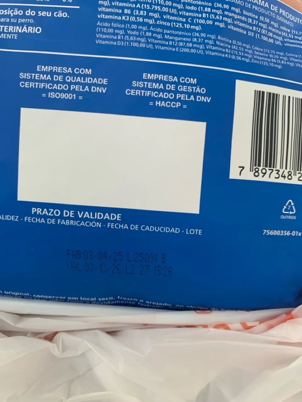 Ração Premier Filhotes Porte Pequeno - Frango e Salmão 2,5kg - Foto 2