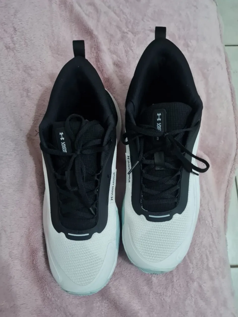 TENIS UNDER ARMOUR