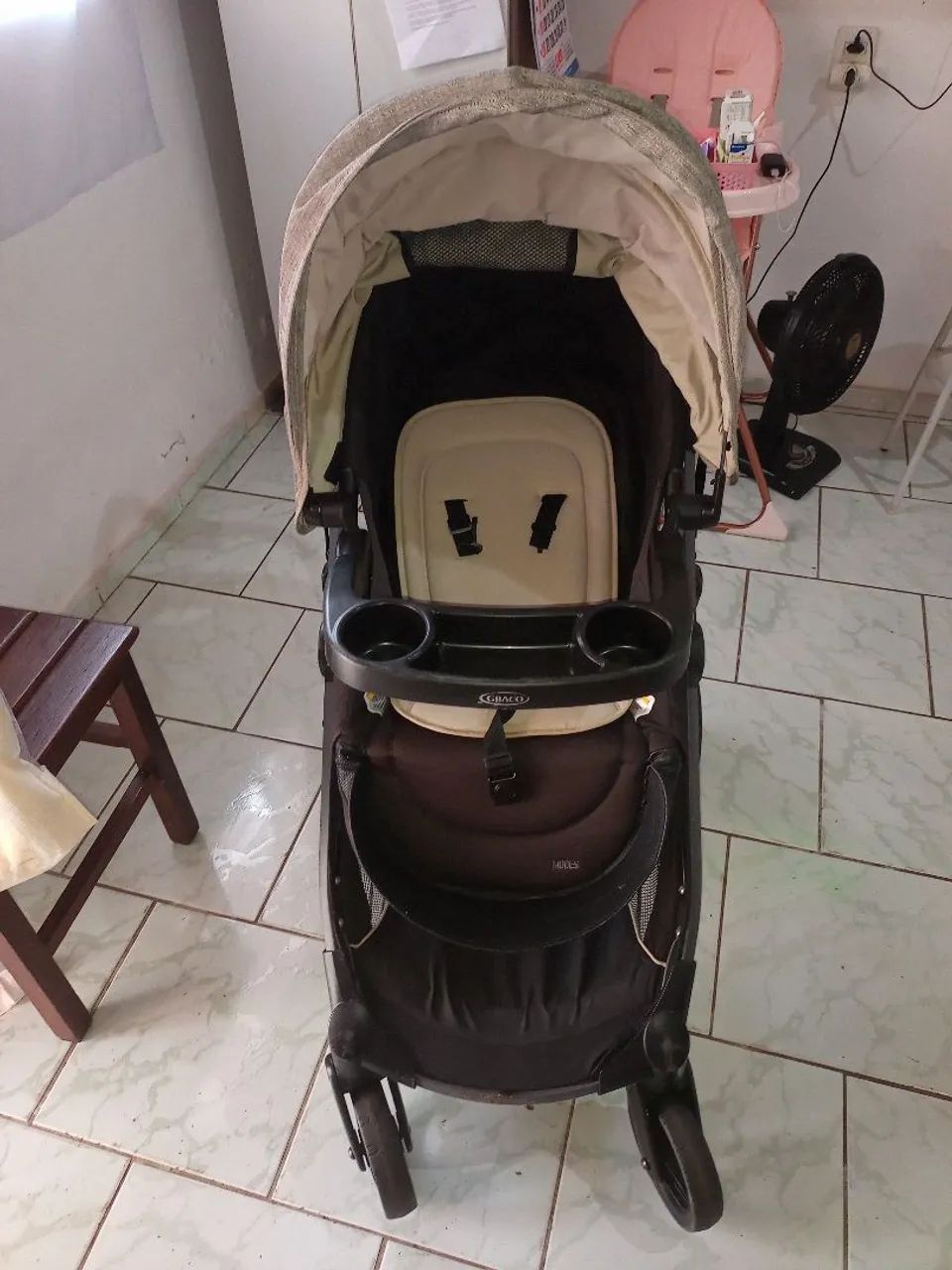Carrinho de BB Graco seminovo - Foto 6