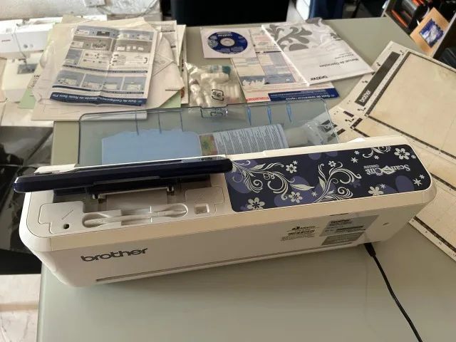 Vendo plotter de recorte Brother ScanCut 2 CM650W - Foto 3