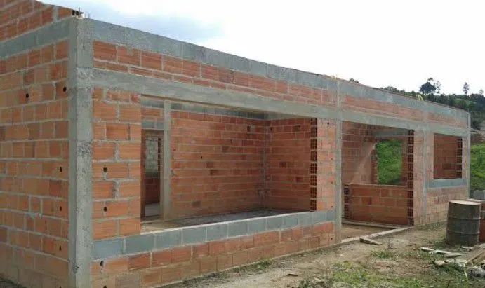 Pedreiro em construção civil em acabamentos e reforma em geral  - Foto 2