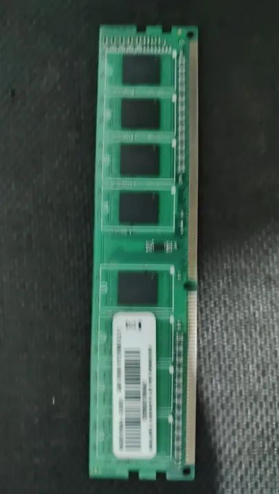 4GB DDR3 RAM Memory64208802788099121