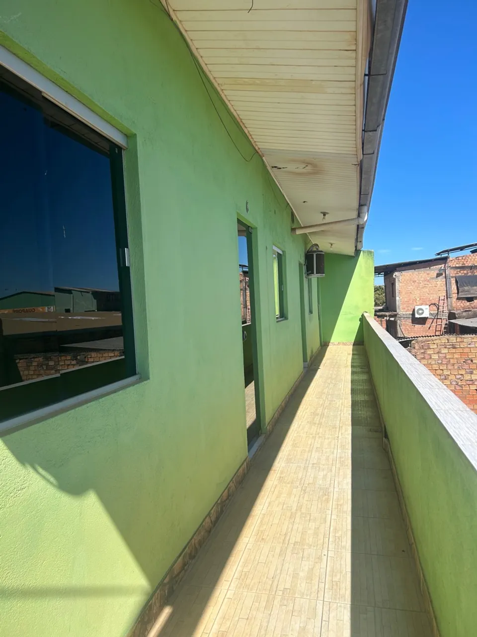 Vende - se vila de apartamento