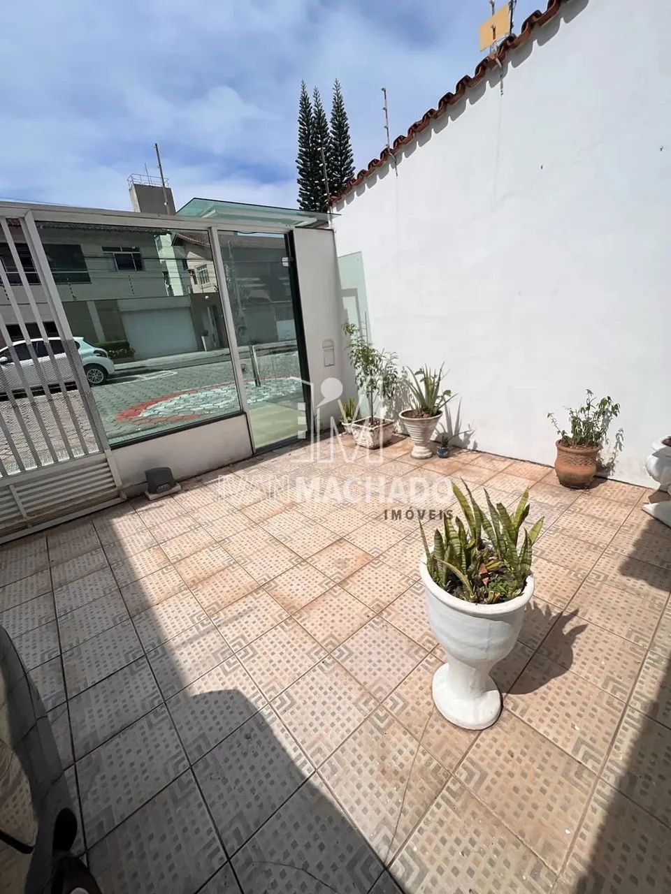 Casa 4 Quartos, Suíte, Varanda e Duplex. Próximo ao comercio e da praia da à venda, Jardim - Foto 2