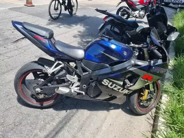 Suzuki GSX-R 2006 - Foto 3