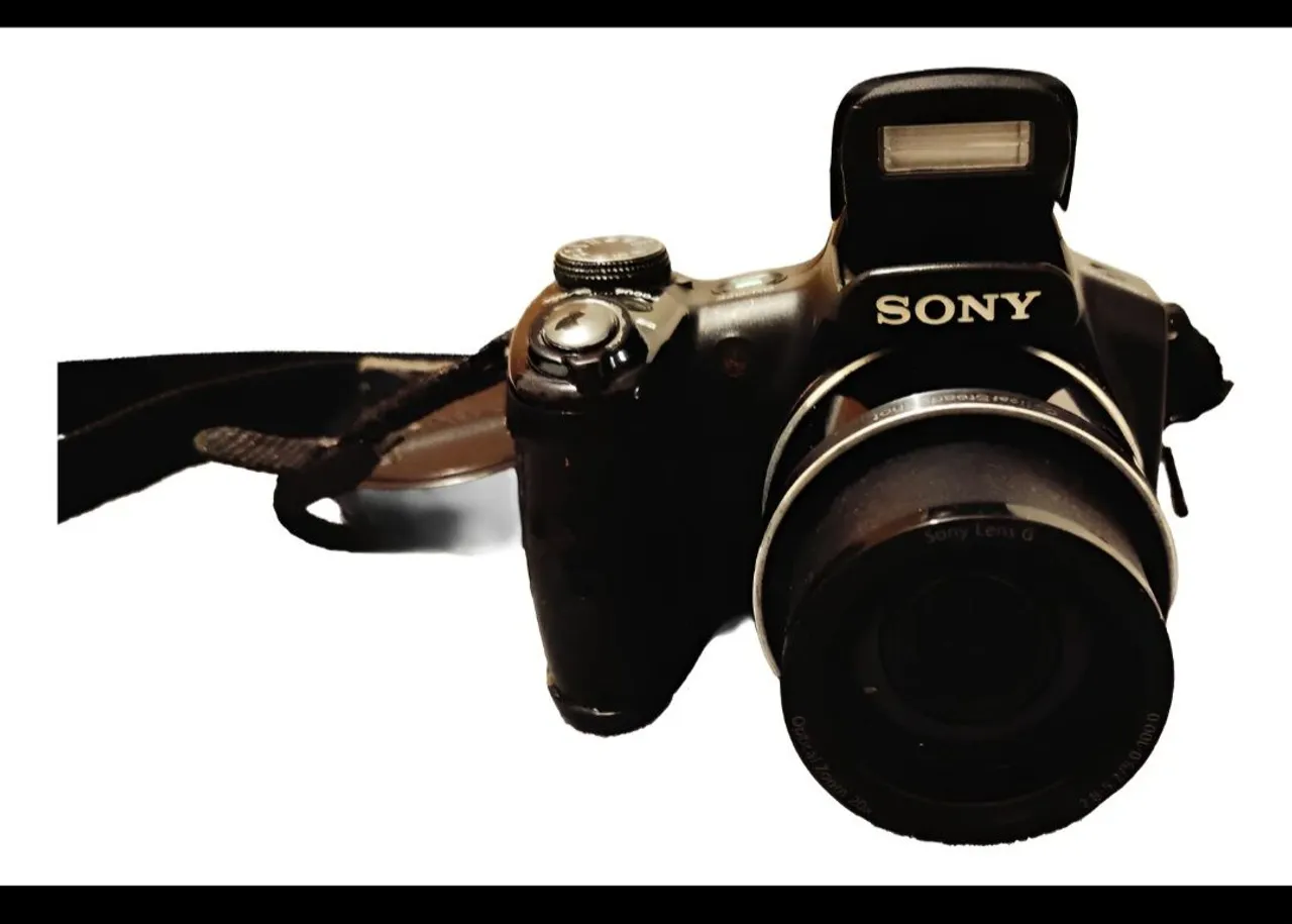 Câmera Digital Sony com Zoom Óptico