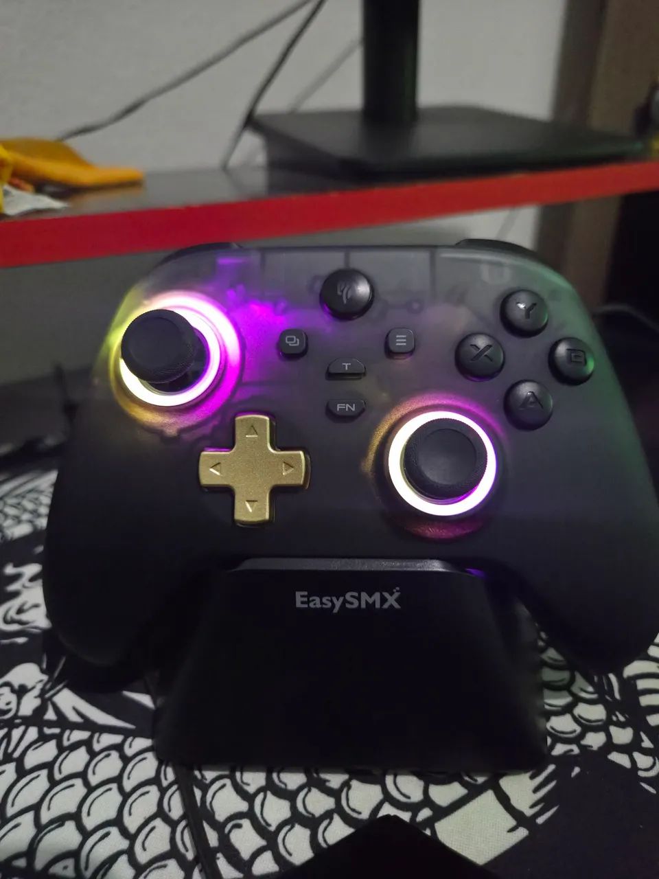 Controle sem fio com dock carregamento