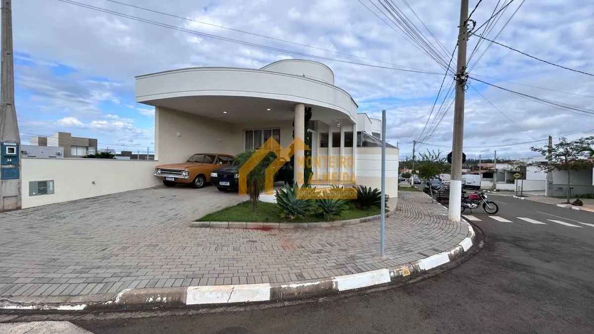Casa a venda no Condominio Reserva das Paineiras em Itapetininga