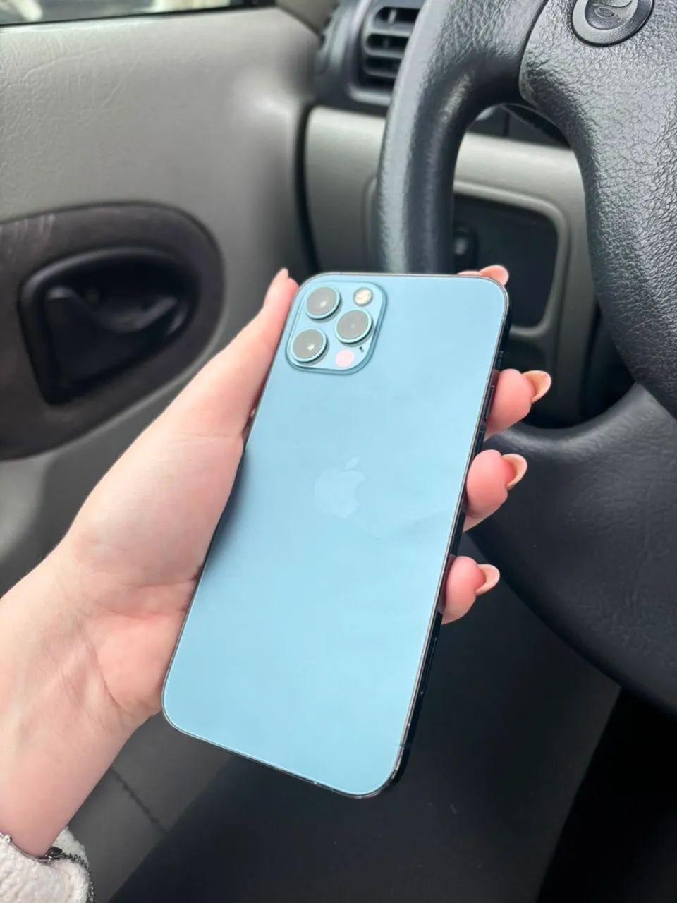 iPhone 12 Pro | 256Gb - com detalhes