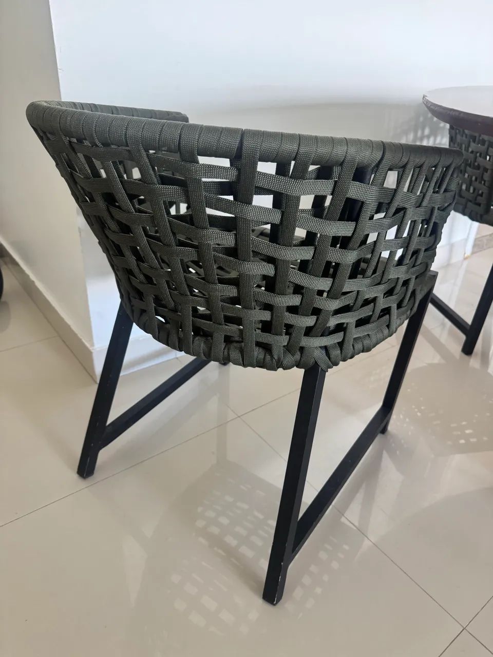 Mesa com 6 cadeiras  - Foto 2