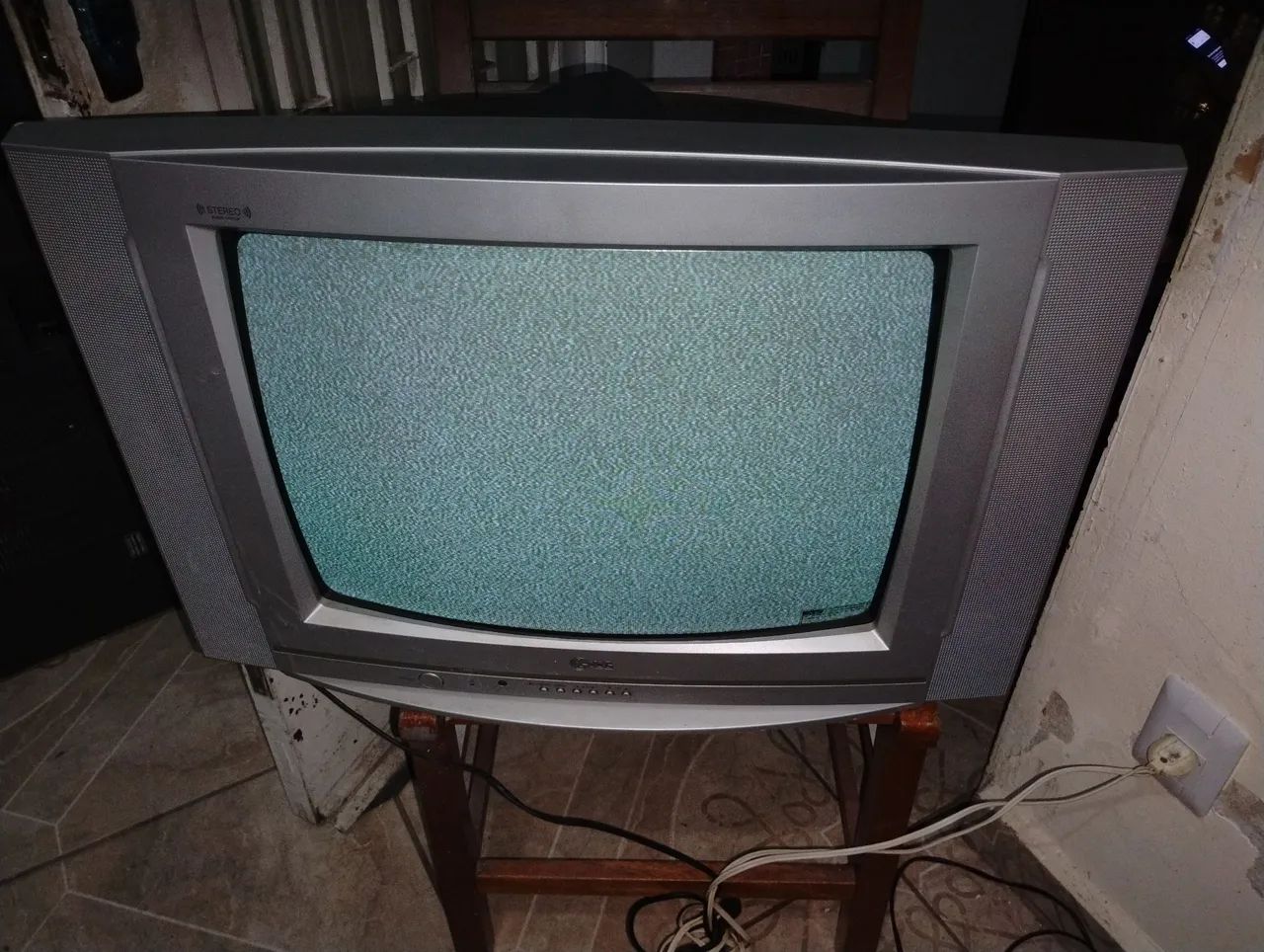 TV Tubo LG 20 Polegadas Modelo RP20CC97 Ótimo estado  - Foto 5