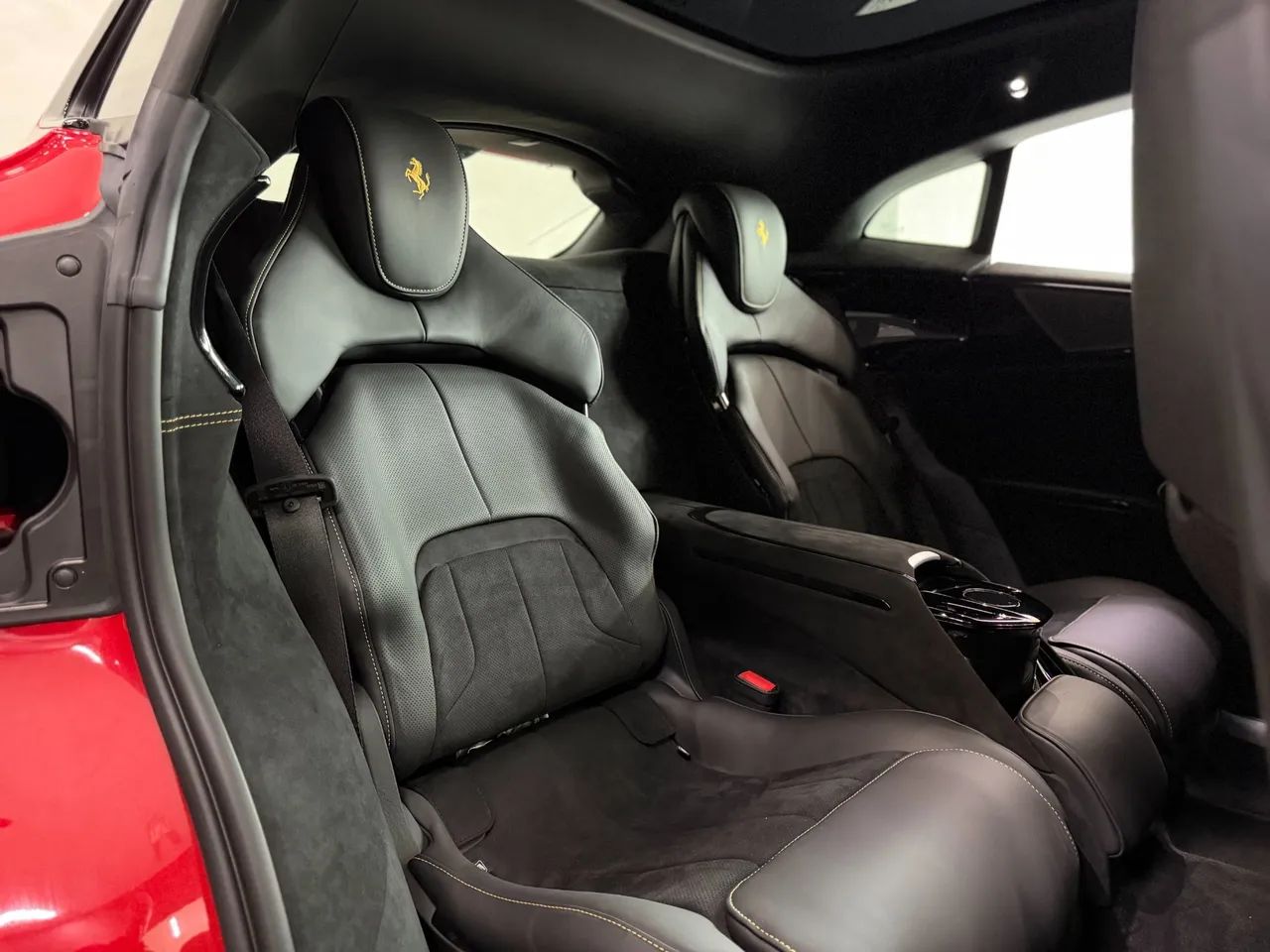 Ferrari Purosangue 6.5 V12 725cv, foto 16 de 20