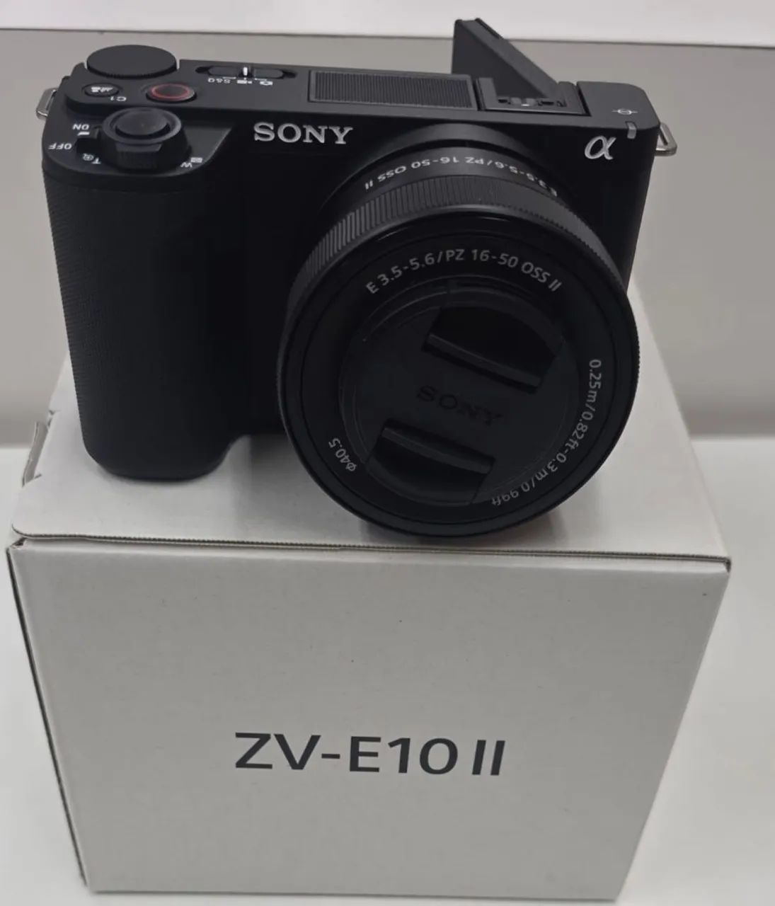 Câmera Sony zv e10 II com kit (Lacrada) - Foto 2