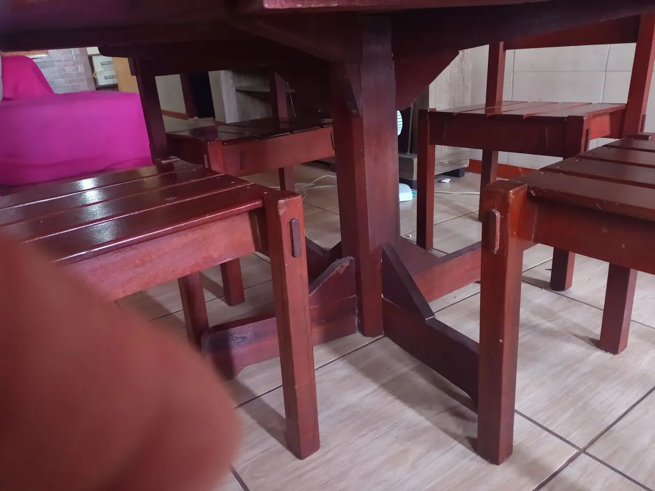 Mesa Madeira Maciça + 4 Cadeiras - Foto 3