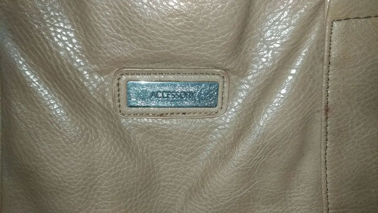 Bolsas femininas, várias, bom estado. E outros! - Foto 2