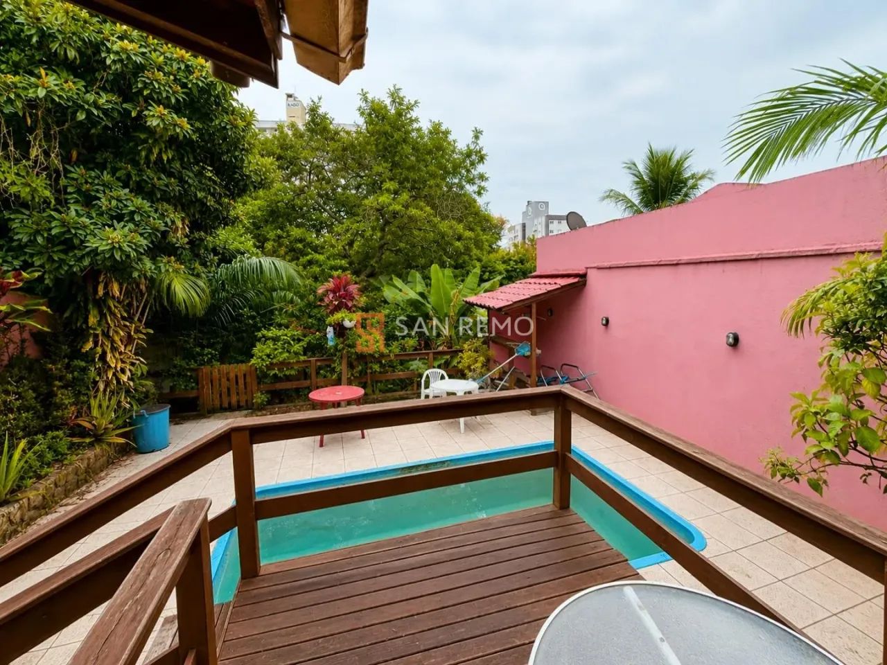 Barreiros | Casa 4 quartos, sendo 1 suite - Foto 2