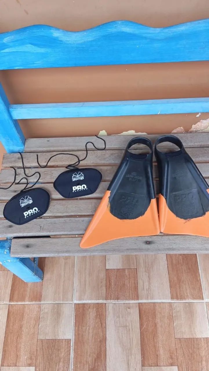 VENDO KIT BODYBOARD E PÉ DE PATO - Foto 3