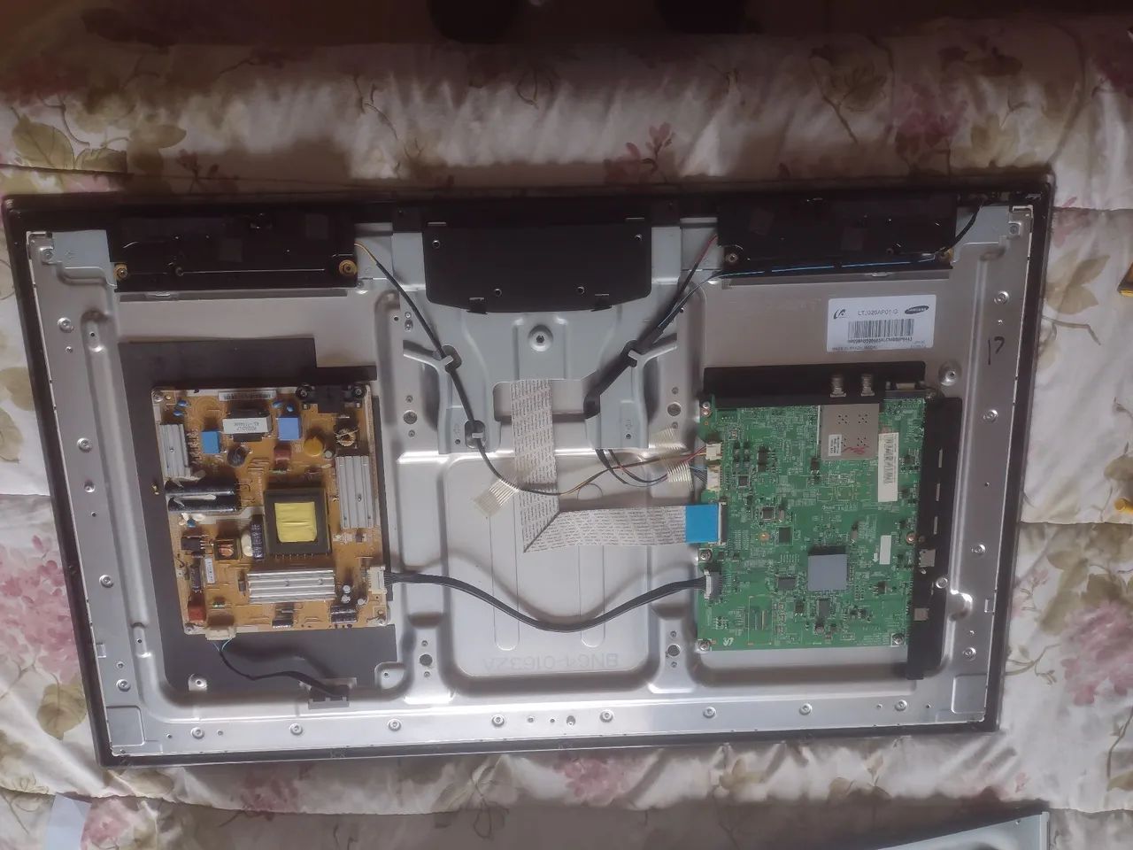 2 tvs Samsung 32 smart  - Foto 3