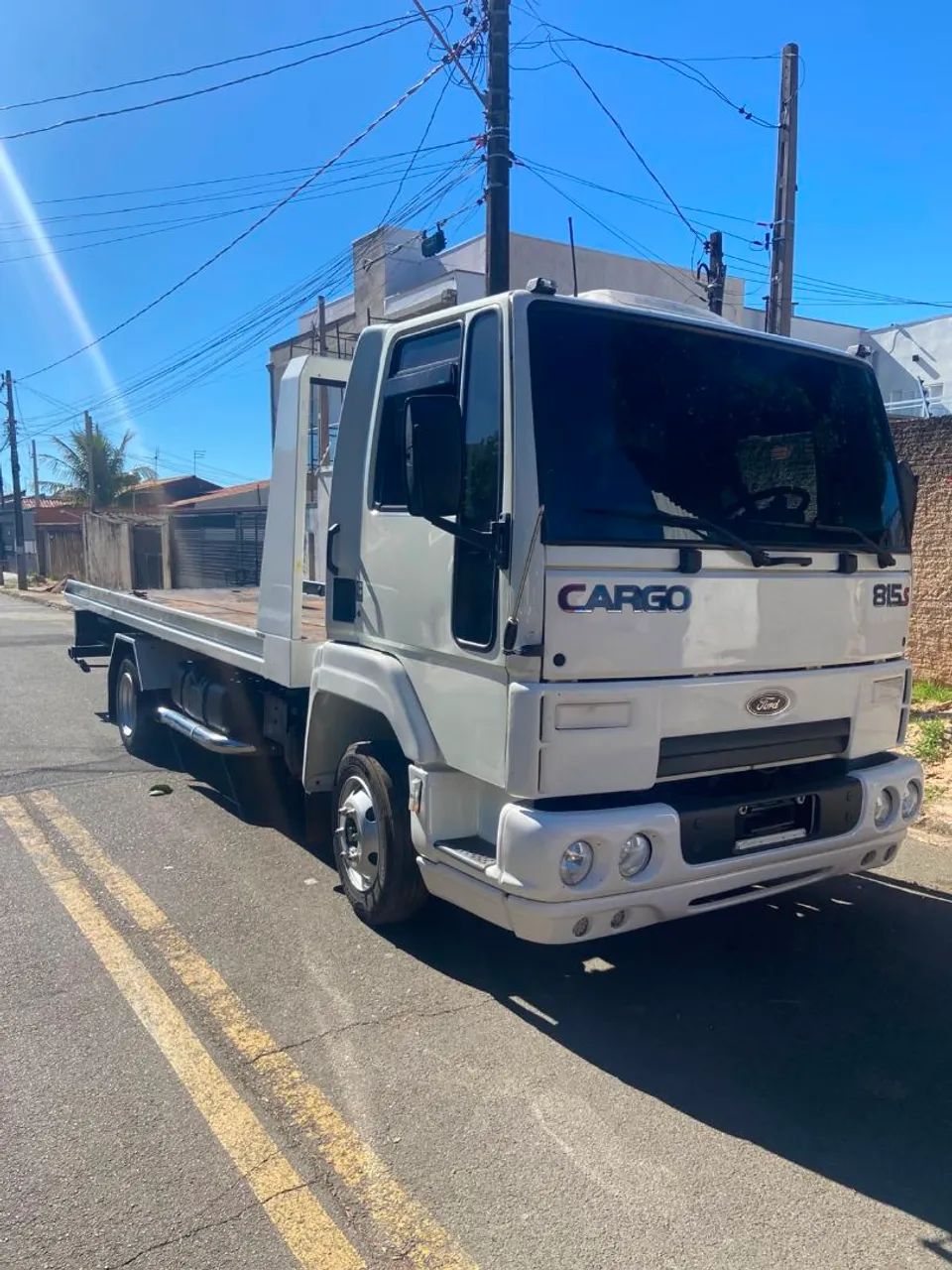Ford cargo 815s 