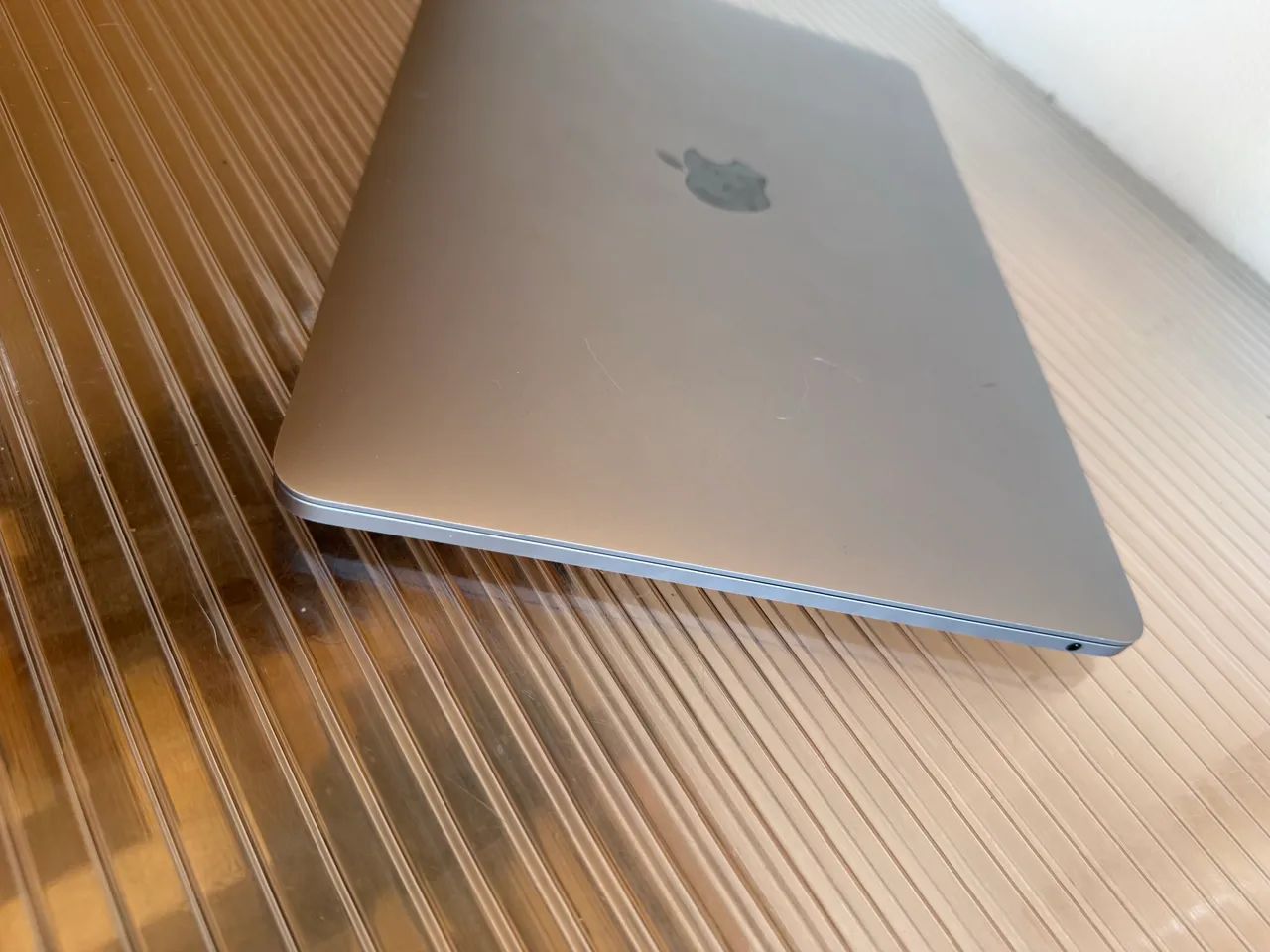 MacBook M1 Pro 2020 16gb | 256gb SSD | Prata - Foto 3