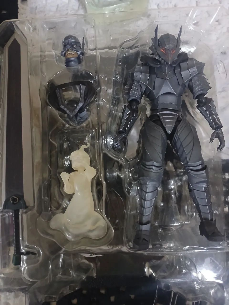 Figure Figma Guts Berserker Armor Original Completo + Mangá - Foto 2