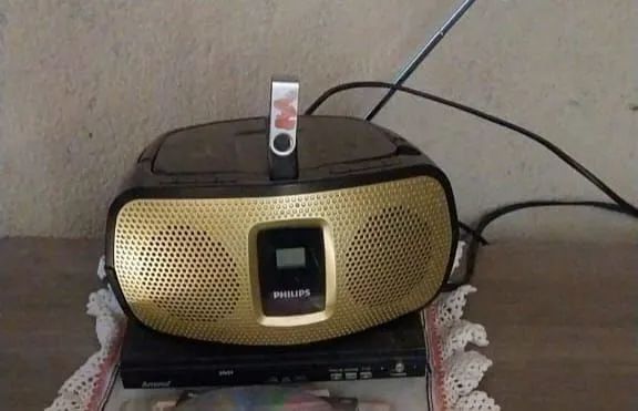 Vendo esses 2 radios