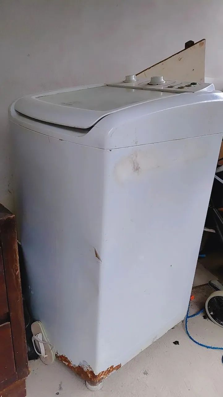 Vendo geladeira com defeito 90 reais