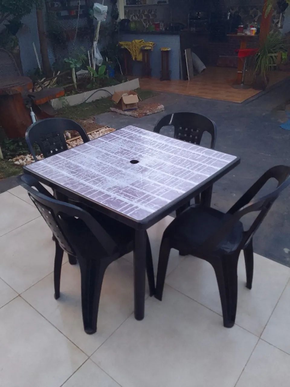 Jogo de Mesa com 5 Cadeiras TOP  - Foto 4