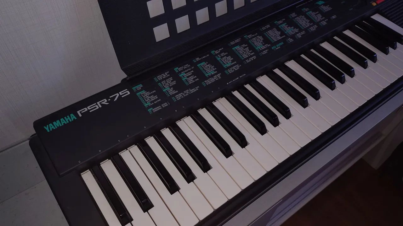 Teclado Yamaha PSR-75 - Foto 5