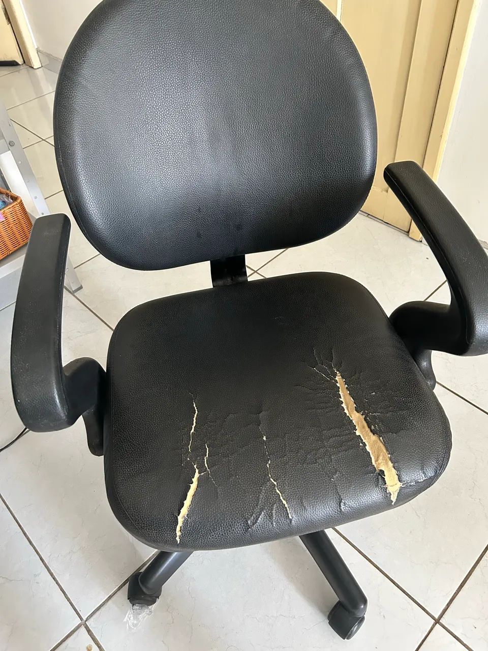 CADEIRA ESCRITÓRIO  - Foto 2