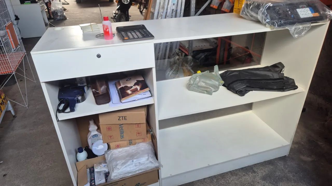 Vendo Balcão 100% MDF. Semi novo  - Foto 2