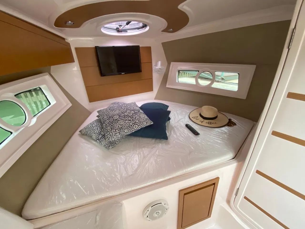 Coral 30 pés cabinada impecável  - Foto 3