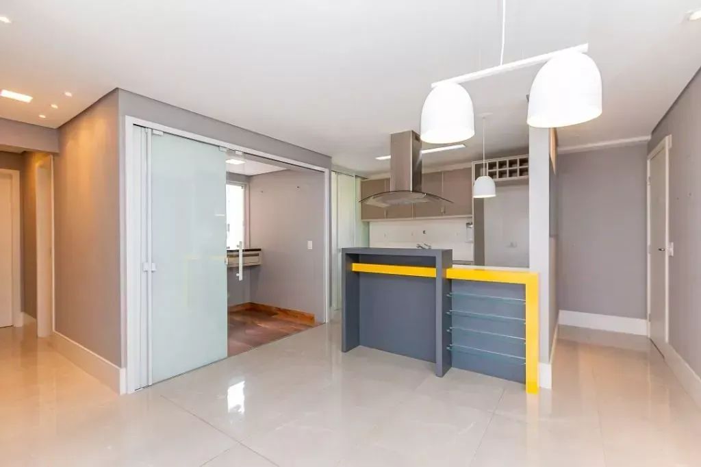 AP1313 - Apartamento com 3 dormitórios para alugar no Portão - Foto 6