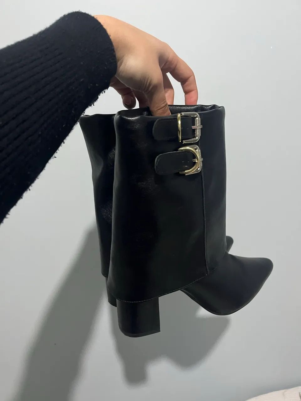 Bota preta 
